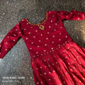 Embroidered Kurta Set