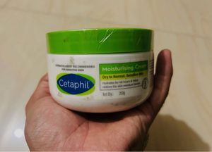 Seal Pack :- Cetaphil Moisturising Cream