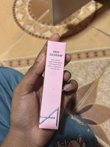 Hot GLOSSIP Lip Gloss