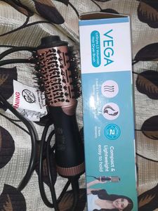 Vega Hair Dryer Brush