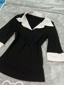 Chic Black &amp; White Collared Top