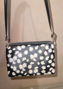 Daisy Print Crossbody Bag