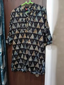 Black And Golden Print Short Kurti Tunic[ xl ]