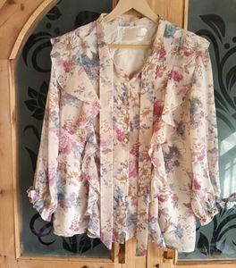 Floral Print Blouse with Tie Neck
