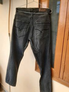 Charcoal black straight fit denim 💕