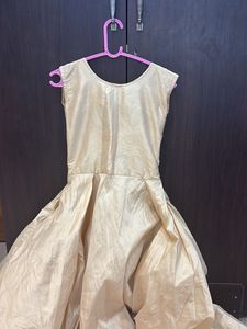 Ballgown/Prom Dress With Padding &amp; CanCan