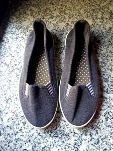 New Unused Max Size-37 No Bellerina