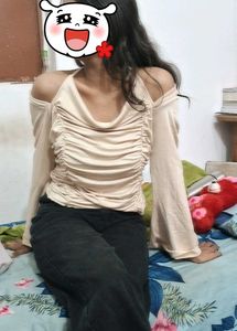 Beige Ruched Top 🎀