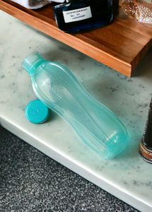 Tupperware Aquasafe 1 Litre Bottle