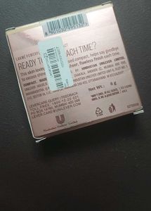 Lakme 9 to 5 compact