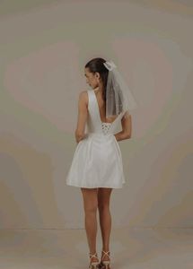Bow Clip Center Style Veil Type White
