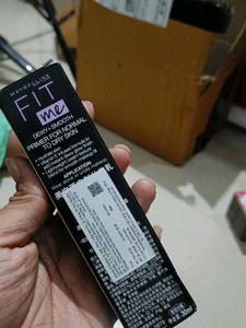 Maybelline Fit Me Dewy + Smooth Primer