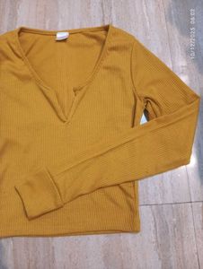 Mustard Ribbed V-Neck Top