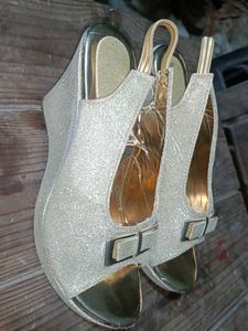 Sparkling Gold Slingback Heels