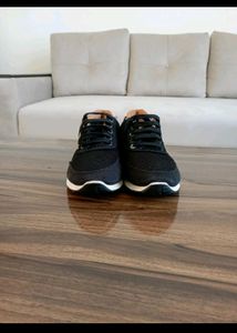 Unisex Sports Sneaker UK 6