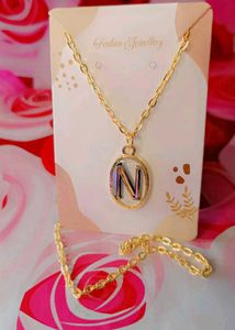 Gold Tone Necklace and Bracelet Set