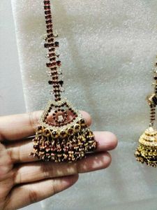 Elegant Indian Jewelry Set