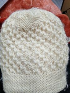 Elegant Women Hand Purse + Cozy Off-White Woolen W