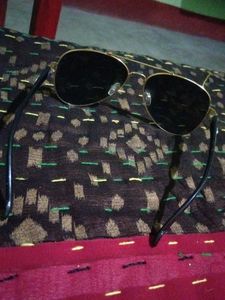 Aviator Sunglasses it is mainly used in drive car