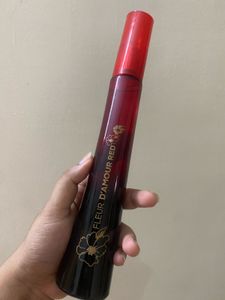 Fleur D&#39;amour Red Perfume