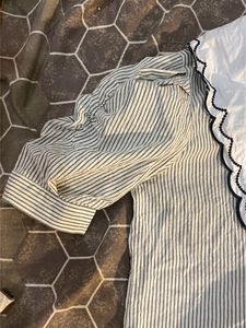 embroidered collar puffy sleeves shirt