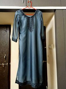 Women's Embroidered silk Kurti set