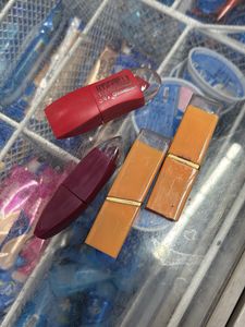Lipstick mat