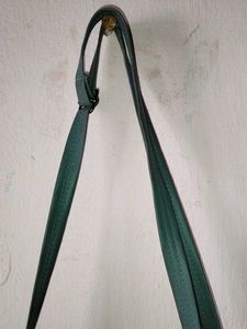 Sling Bag✨