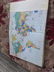 Philip&#39;s World Atlas - Revised &amp; Updated Edition