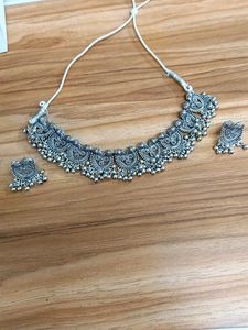 Neckset