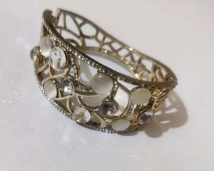#Beautiful Bracelet In Good Condition ..Not A Single Stone Was Left
