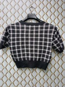 New With Tag Korean Boxy Cute Top