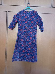 Avaasa Flower Kurti