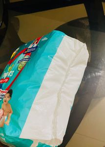 Pampers Happy Sleep M - 30 Pants