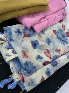 Scarves &amp; Stoles Bundle Of 5