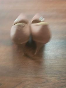 I Want To Sell My Heals