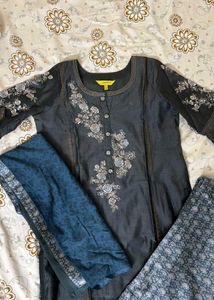 Embroidered Chudidhar