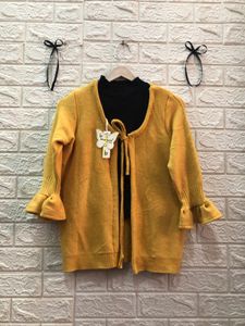Style with swagidy 🎁 🌷Mustard Cardigan wit