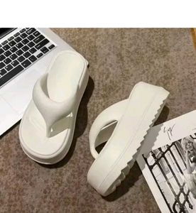 2 Beautiful Rubber FOOTWEAR Combo For Rs.550