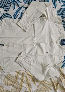 Mens Shirt Branded  Size 40 M