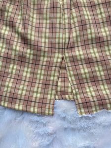 Checked Pink Skirt🌸