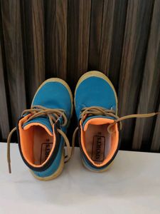Cute Blue Baby Booties