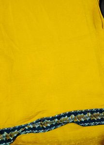 Kurta Set With Matching Dupatta Salwar)