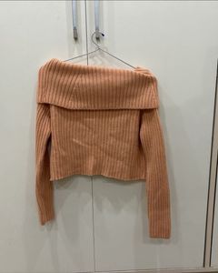 Off Shoulder Sweatshirt