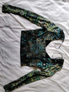 Patterned Long Sleeve Crop Top
