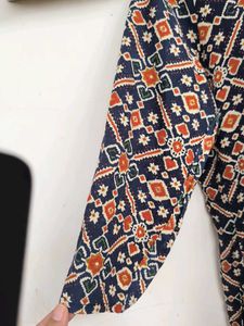 Women Patterned Black Tunic Kurta