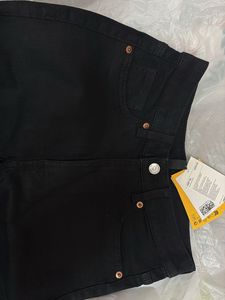 H&amp;M Black Skinny Jeans *FREE SHIPPING*