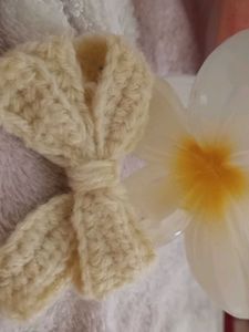 Cute Knitted Bow