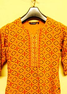 👗 * Kurta | Small Size | Gold