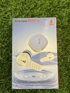Boat Airdopes Buds X